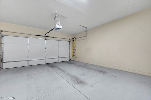 5673 Oak Bend Drive, Las Vegas, NV 89135