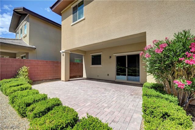 5673 Oak Bend Drive, Las Vegas, NV 89135