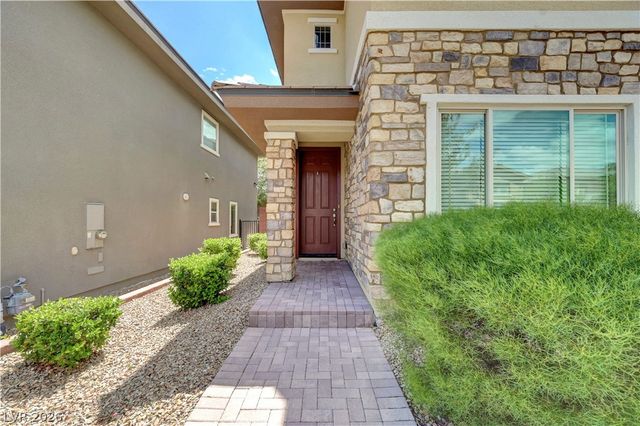 5673 Oak Bend Drive, Las Vegas, NV 89135