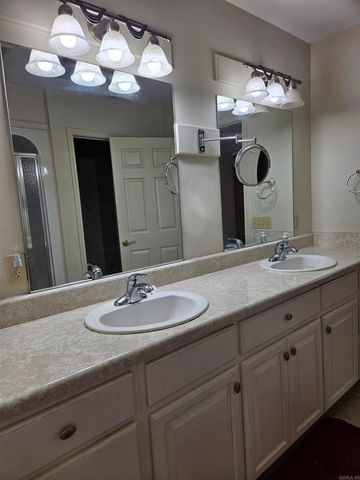 201 W College, Beebe, AR 72012