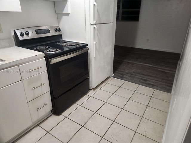 519 NW 8th Ave 5, Fort Lauderdale, FL 33311