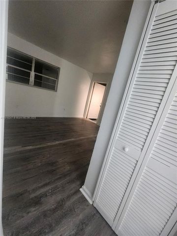 519 NW 8th Ave 5, Fort Lauderdale, FL 33311