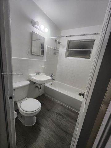 519 NW 8th Ave 5, Fort Lauderdale, FL 33311