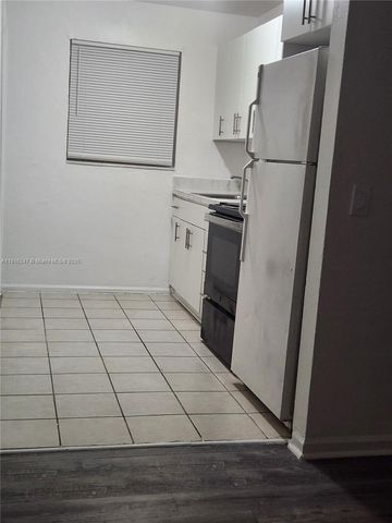 519 NW 8th Ave 5, Fort Lauderdale, FL 33311