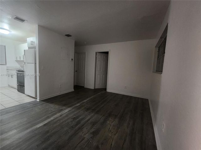 519 NW 8th Ave 5, Fort Lauderdale, FL 33311