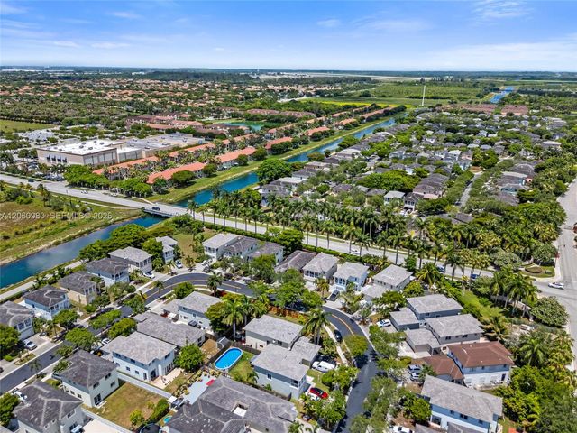 371 NE 32nd Terrace, Homestead, FL 33033