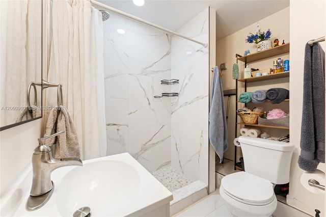 371 NE 32nd Terrace, Homestead, FL 33033