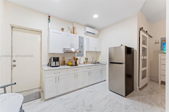 371 NE 32nd Terrace, Homestead, FL 33033
