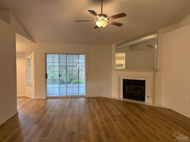 1667 Condor Dr, Cantonment, FL 32533