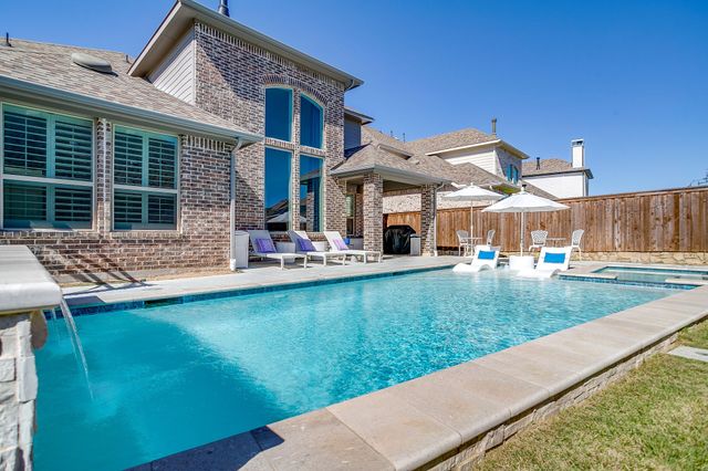 2009 Roundtree Circle E, Fort Worth, TX 76008