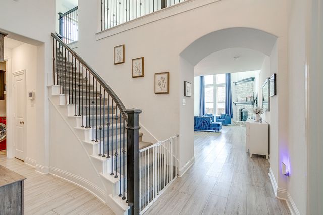 2009 Roundtree Circle E, Fort Worth, TX 76008