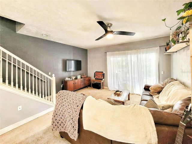 901 NW 21ST AVENUE, Gainesville, FL 32609