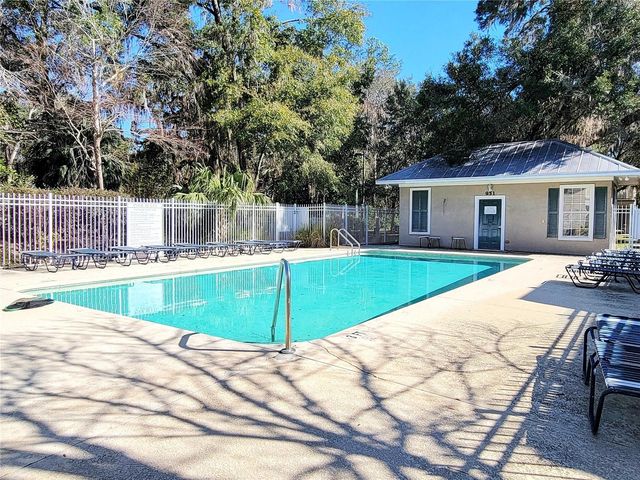 901 NW 21ST AVENUE, Gainesville, FL 32609