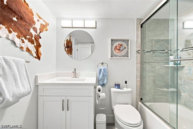 1417 Chesapeake AVE 106, Naples, FL 34102