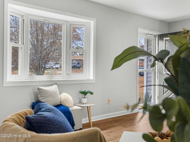 203 Devon Court, Jacksonville, NC 28546