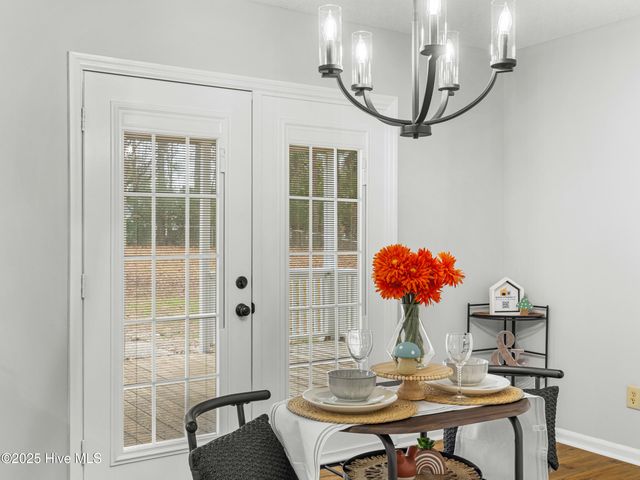 203 Devon Court, Jacksonville, NC 28546