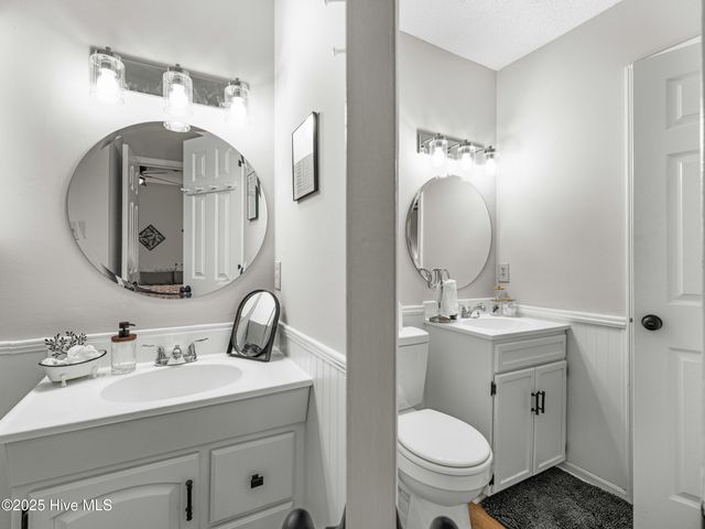 203 Devon Court, Jacksonville, NC 28546