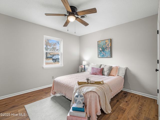 203 Devon Court, Jacksonville, NC 28546