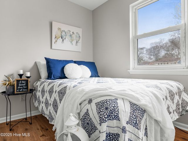 203 Devon Court, Jacksonville, NC 28546