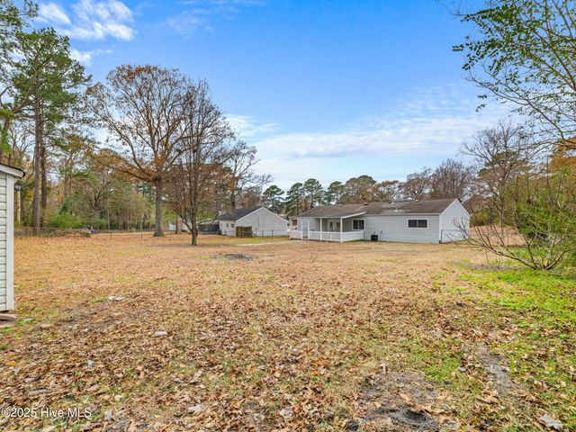 203 Devon Court, Jacksonville, NC 28546