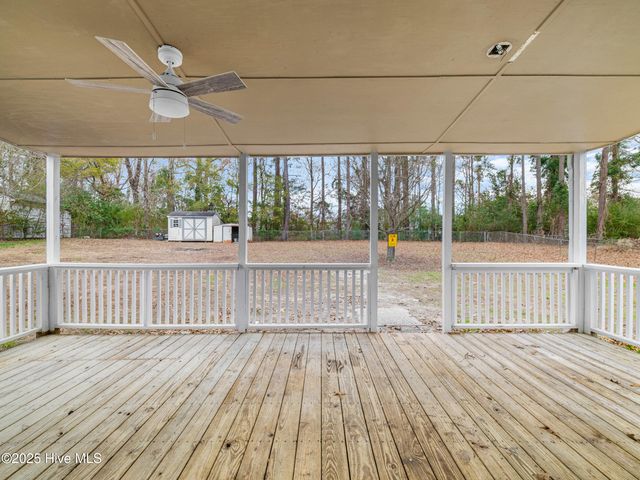 203 Devon Court, Jacksonville, NC 28546