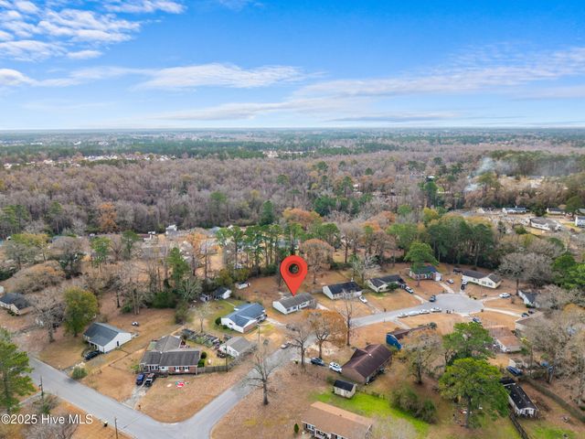 203 Devon Court, Jacksonville, NC 28546