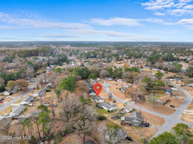 203 Devon Court, Jacksonville, NC 28546