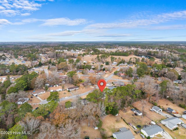 203 Devon Court, Jacksonville, NC 28546