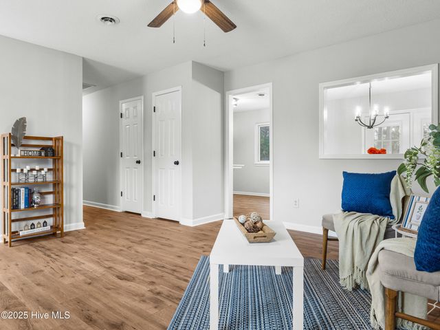 203 Devon Court, Jacksonville, NC 28546