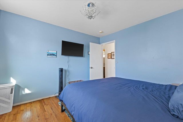 3585 S 94th STREET, Milwaukee, WI 53228