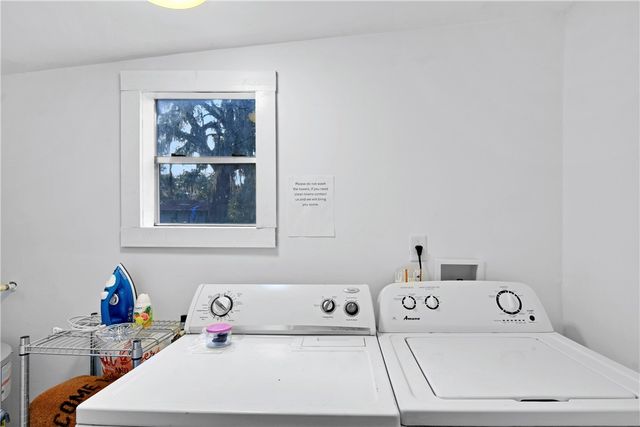 211 Trumbull Street, Darien, GA 31305