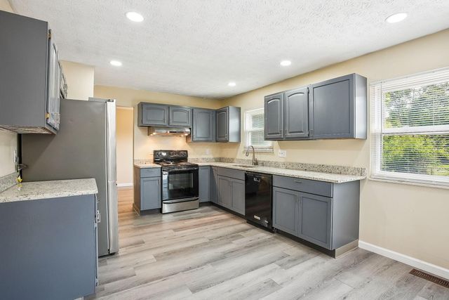 2117 E Kilbourne Avenue, Columbus, OH 43229