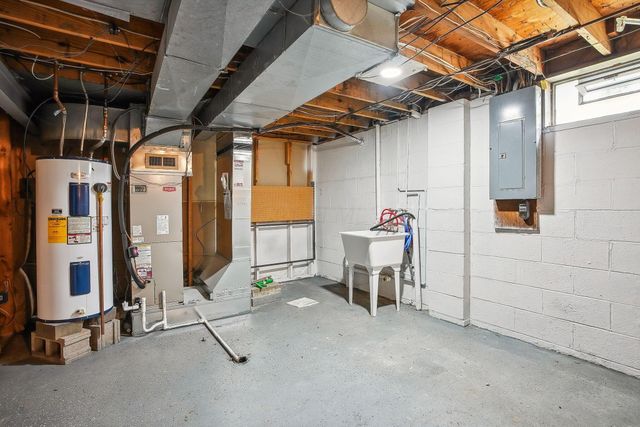 2117 E Kilbourne Avenue, Columbus, OH 43229