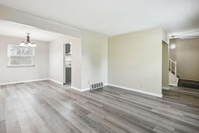 2117 E Kilbourne Avenue, Columbus, OH 43229