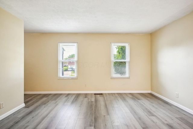 2117 E Kilbourne Avenue, Columbus, OH 43229