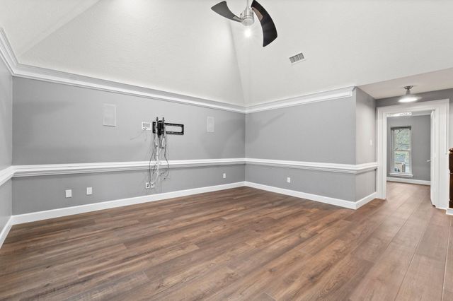 31 Tanager Trail, The Woodlands, TX 77381