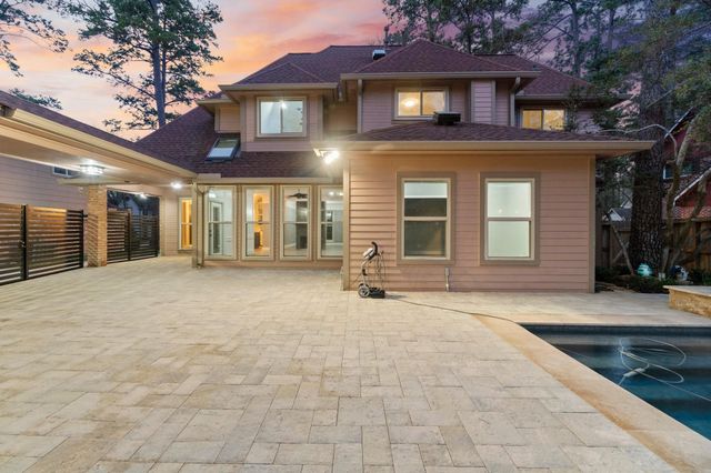 31 Tanager Trail, The Woodlands, TX 77381