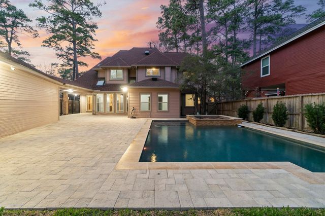 31 Tanager Trail, The Woodlands, TX 77381