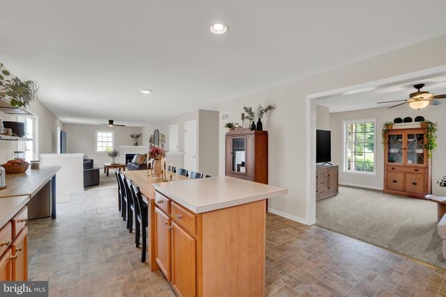130 BITTERNUT RD BITTERNUT, Mount Wolf, PA 17347