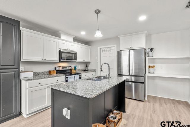 429 GARRETT CIR, Winona, TX 75792