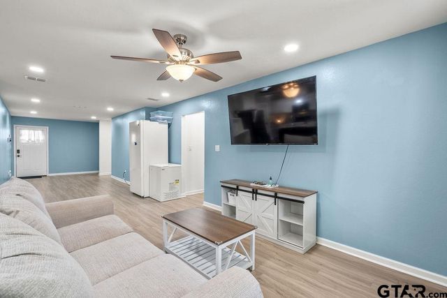 429 GARRETT CIR, Winona, TX 75792