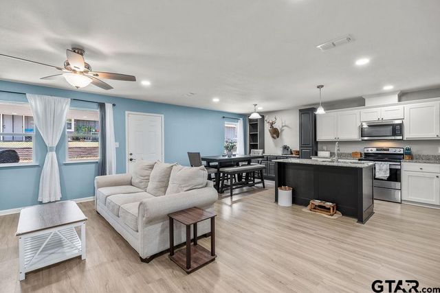 429 GARRETT CIR, Winona, TX 75792