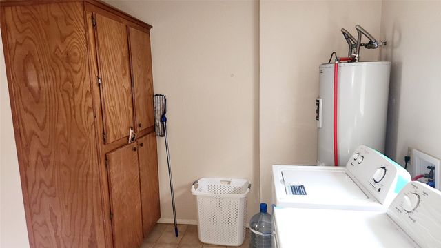 205 N Hubbard, Omaha, TX 75571