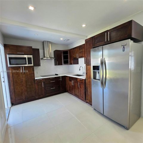 7555 SW 28th St Rd, Miami, FL 33155