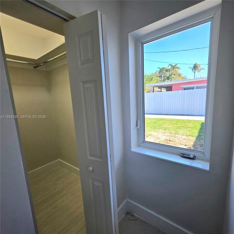 7555 SW 28th St Rd, Miami, FL 33155