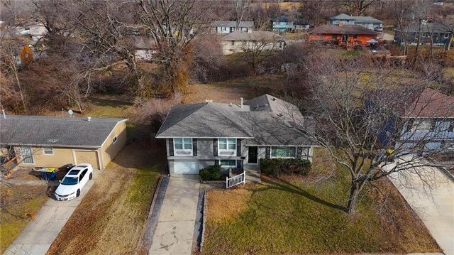 9701 Belmont Avenue, Kansas City, MO 64134