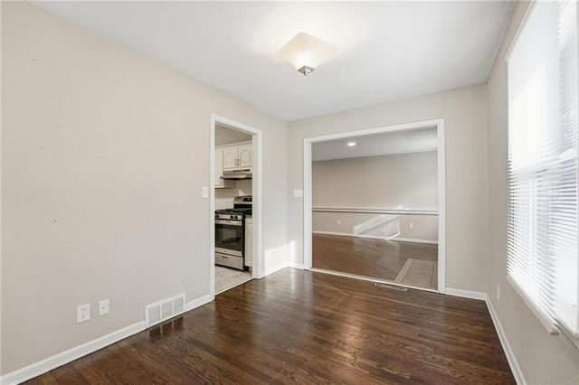 9701 Belmont Avenue, Kansas City, MO 64134