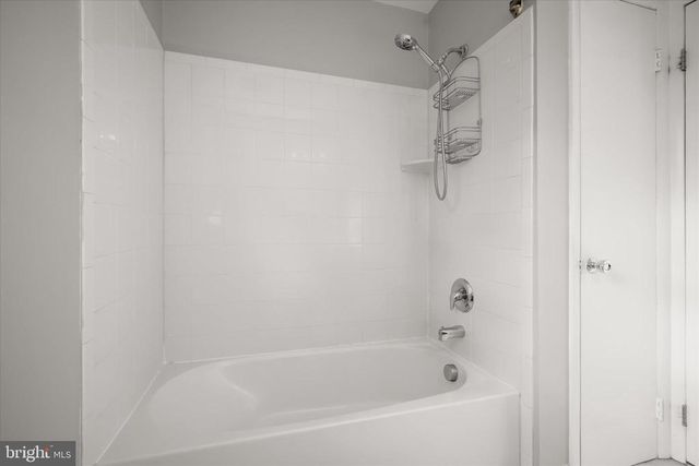 8056 GREENWICH RD, Catlett, VA 20119