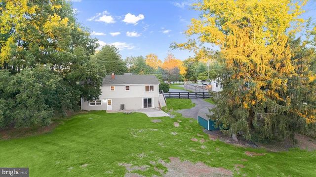 8056 GREENWICH RD, Catlett, VA 20119