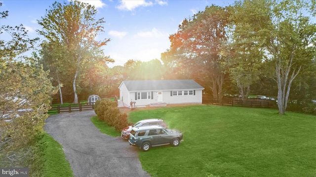 8056 GREENWICH RD, Catlett, VA 20119